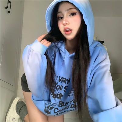 阳台上的坏女孩